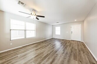 973 E Doris St, Unit 2409 in Avondale, AZ - Building Photo - Building Photo