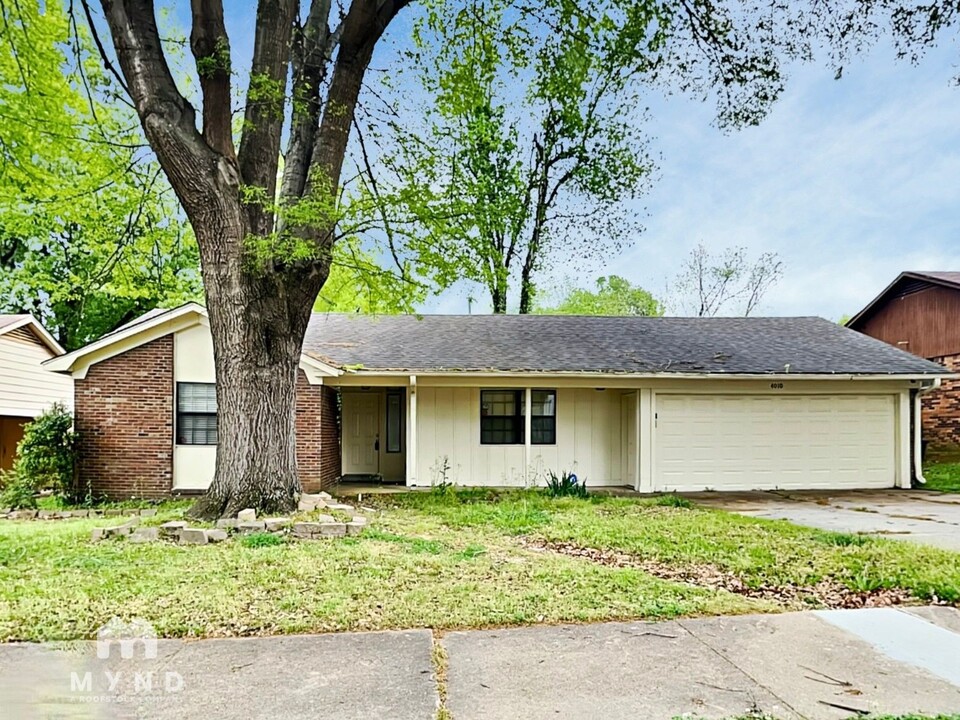 4010 Lehi Dr in Memphis, TN - Building Photo