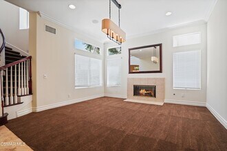 6077 Mandeville Pl, Unit 333 in Oak Park, CA - Building Photo - Building Photo