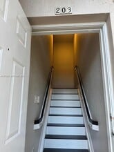 5650 NW 115th Ct in Doral, FL - Building Photo - Building Photo