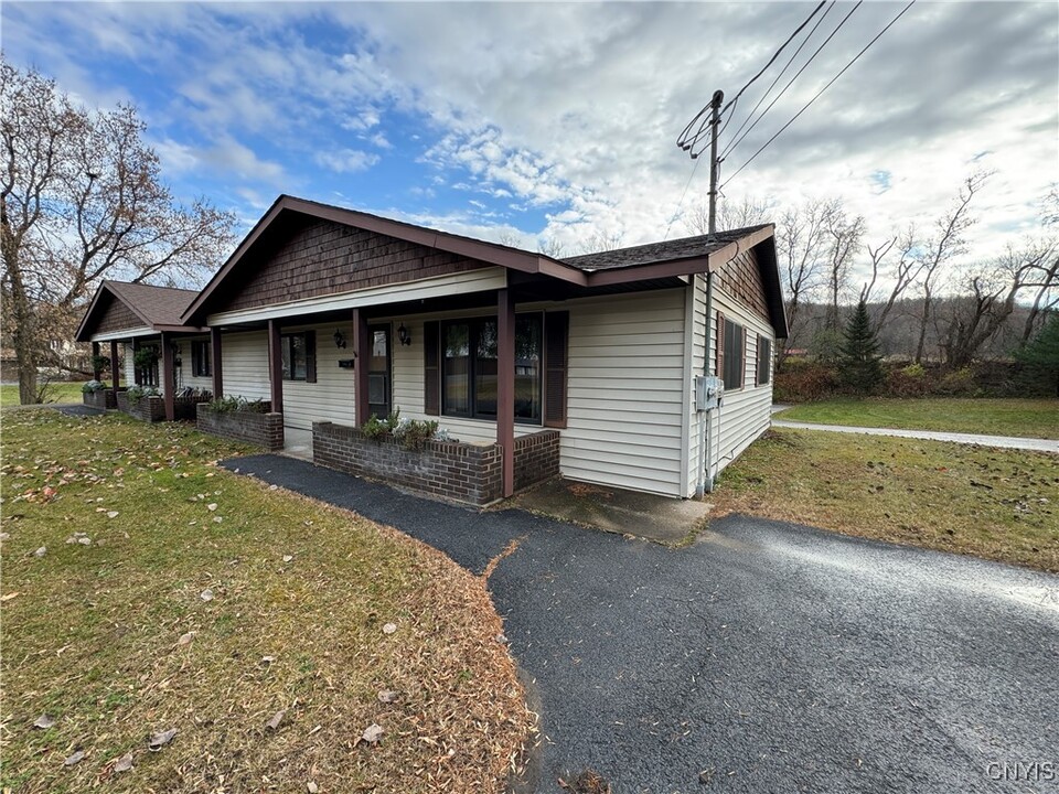 103 Many Dr in Boonville, NY - Building Photo