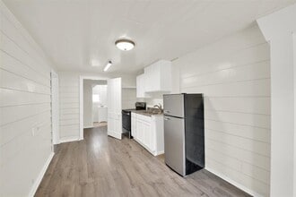 4010 Speedway in Austin, TX - Foto de edificio - Building Photo