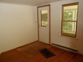 1349 Firefly Rd in Whittier, NC - Building Photo