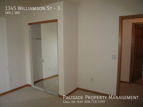 1345 Williamson St-Unit -3 in Madison, WI - Building Photo - Building Photo