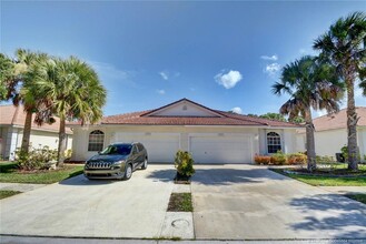 6789 SE Warwick Ln in Stuart, FL - Building Photo - Building Photo