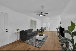 20310 County Rd 510F in Brazoria, TX - Building Photo - Building Photo