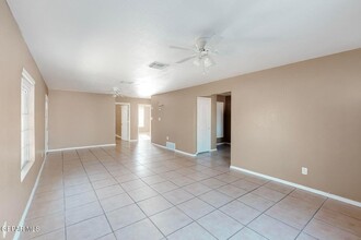 204 Polo Inn Rd in El Paso, TX - Building Photo - Building Photo