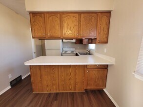 4823 NW Aurora Ave. in Des Moines, IA - Building Photo - Building Photo