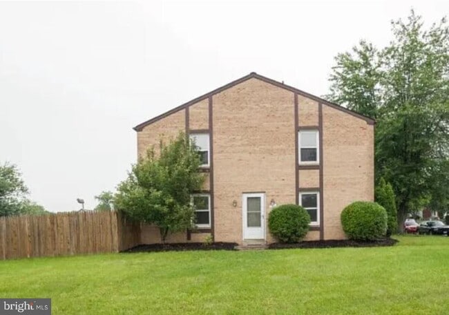 property at 101 Marlow St SW