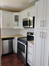 16551 Blatt Blvd in Weston, FL - Building Photo - Building Photo