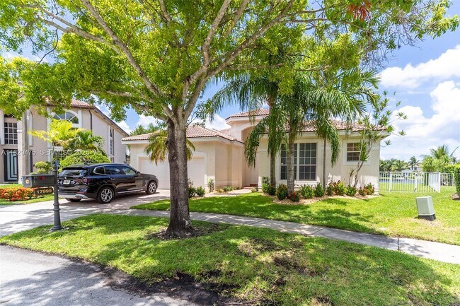 17999 SW 35th St in Miramar, FL - Building Photo - Building Photo