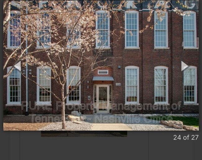 1350 Rosa L Parks Blvd in Nashville, TN - Building Photo - Building Photo