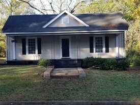 105 I St in Anderson, SC - Building Photo