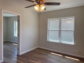 97 Anthony St-Unit -A in Austin, TX - Building Photo - Building Photo