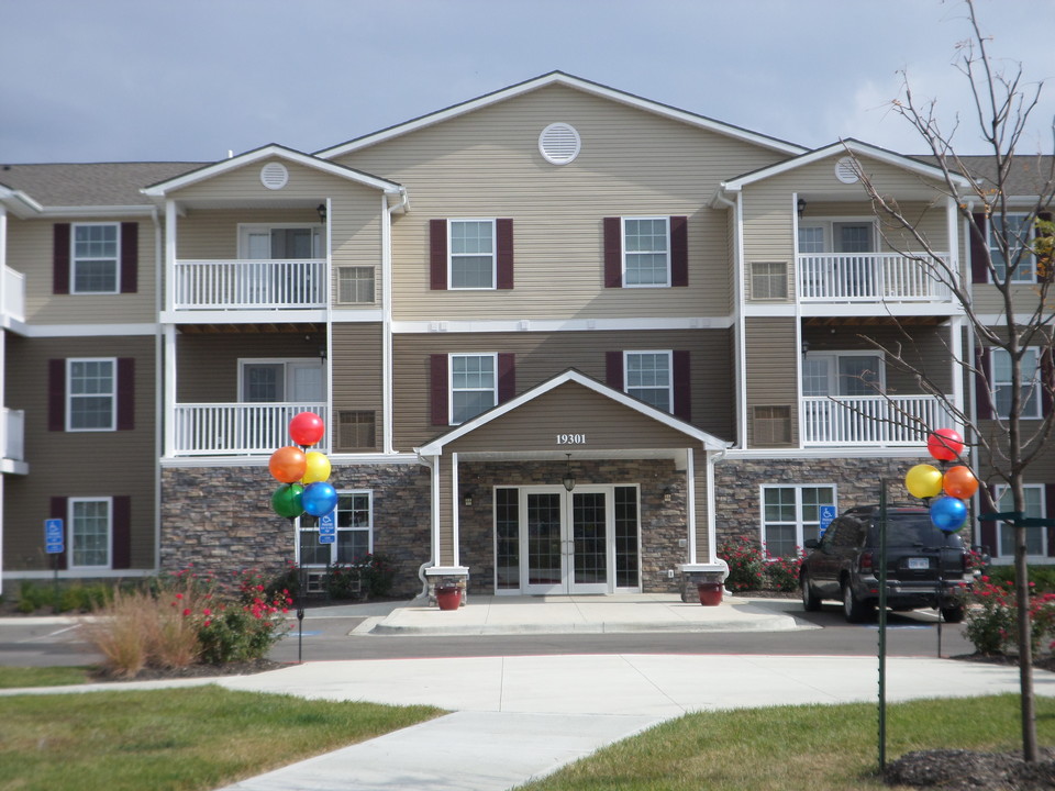 Connect55+ Independence Senior Community 55+ in Independence, MO - Building Photo