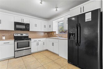 3253 Pierce St in Hollywood, FL - Foto de edificio - Building Photo