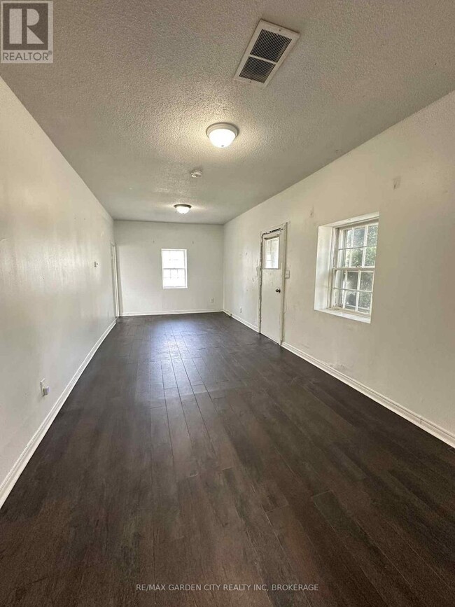 29-29 Rykert St in St Catharines, ON - Building Photo - Building Photo