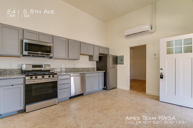 241 S 5th Ave in Tucson, AZ - Building Photo - Building Photo