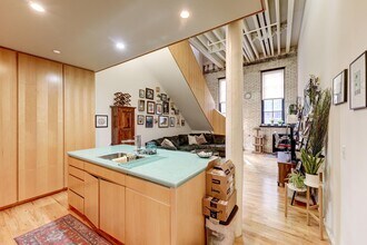 437 New York Ave NW in Washington, DC - Building Photo - Building Photo