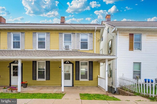 property at 1404 Pleasant Valley Rd