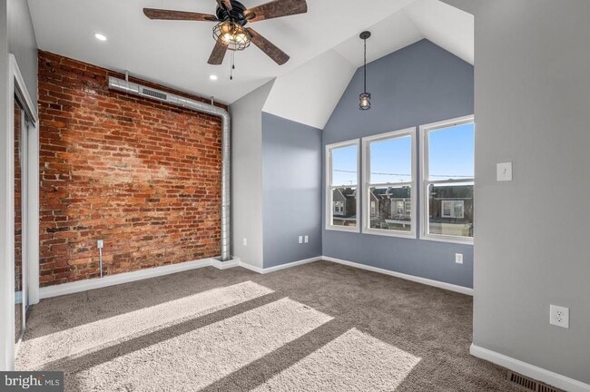 property at 5734 N Camac St