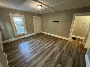 1502 Larkin St in High Point, NC - Building Photo - Building Photo