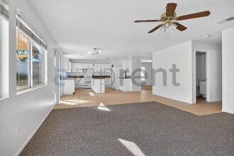 703 Diamond Dr in Chula Vista, CA - Building Photo - Building Photo