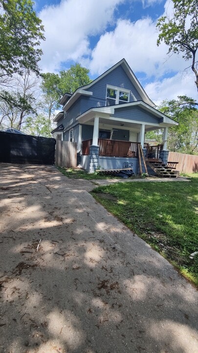 3858 E 62nd St in Kansas City, MO - Building Photo
