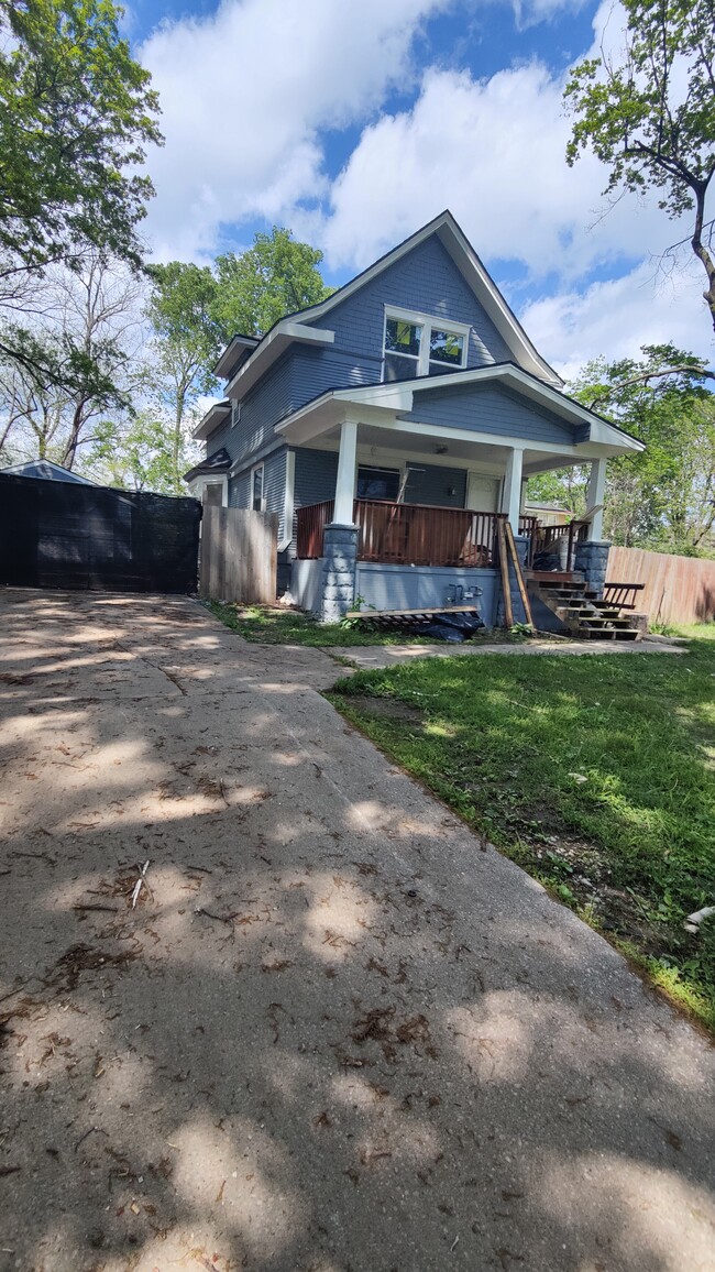 property at 3858 E 62nd St