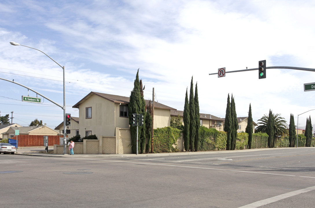 945 Del Monte Ave in Salinas, CA - Building Photo