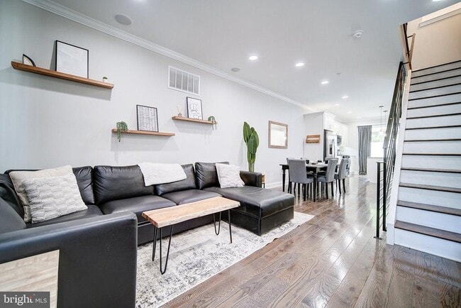 property at 1513 S Lambert St