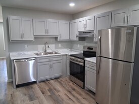 209 Ryan Dr, Unit A in Lawrenceburg, TN - Building Photo