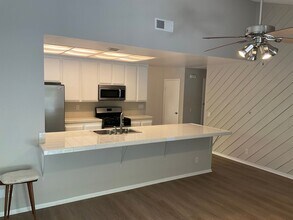 171 S Lincoln St in Orange, CA - Building Photo - Building Photo