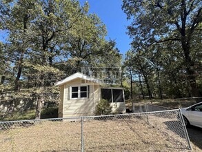 166 Fernwood Dr in Gun Barrel City, TX - Building Photo - Building Photo