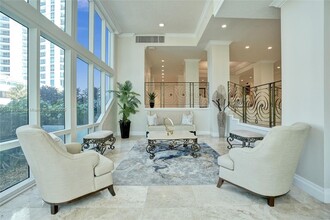 1620 S Ocean Blvd in Pompano Beach, FL - Foto de edificio - Building Photo