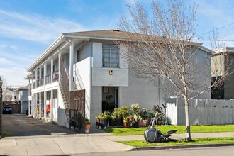 9th Street Apartments in Berkeley, CA - Building Photo - Building Photo