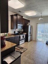 6707 Hampton Roads Pkwy in Suffolk, VA - Building Photo - Building Photo