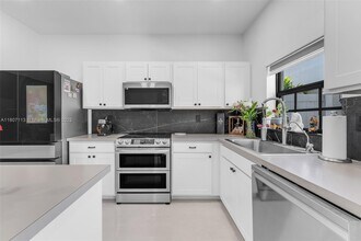 617 SW 11th St in Florida City, FL - Building Photo - Building Photo