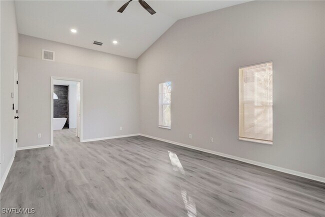 property at 4622 SW 20th Ave