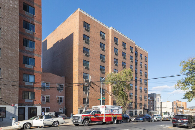 La crib in Bronx, NY - Foto de edificio - Building Photo