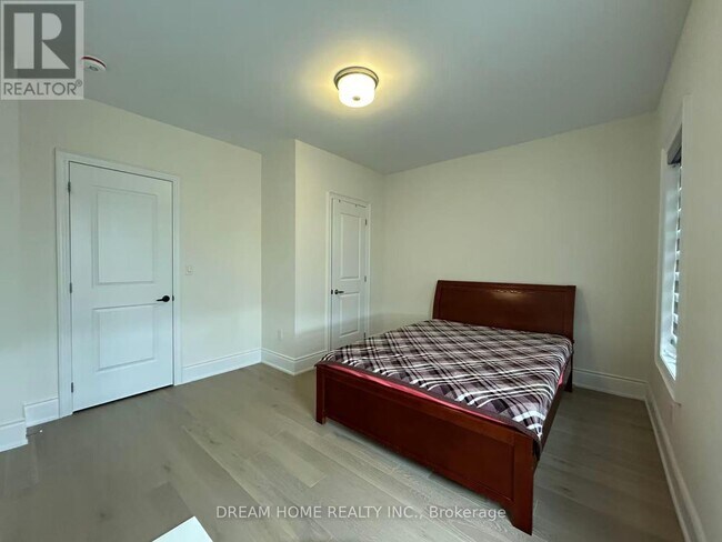 9384 Bayview Ave in Richmond Hill, ON - Building Photo - Building Photo
