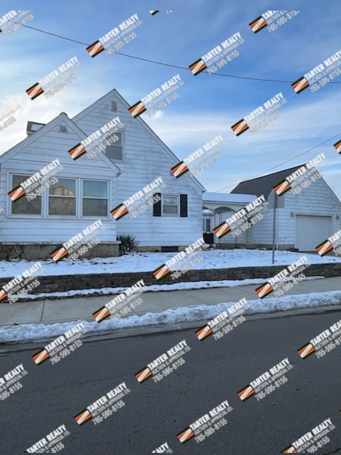 700 W South St in Winchester, IN - Building Photo - Building Photo