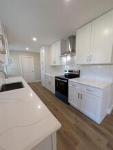 1105 Sherwood Dr in Bedford, TX - Building Photo - Building Photo