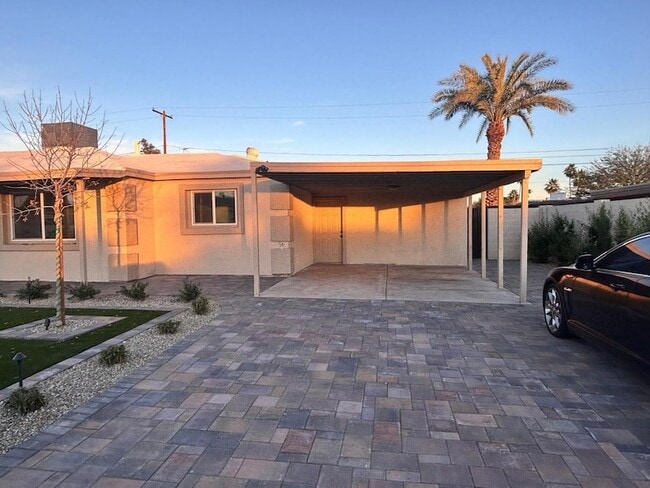 8233 N 29th Ave in Phoenix, AZ - Building Photo - Building Photo