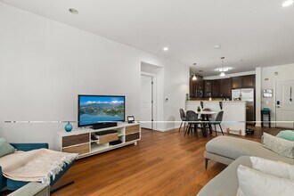 443 2nd St, Unit 206 in Jersey City, NJ - Building Photo - Building Photo