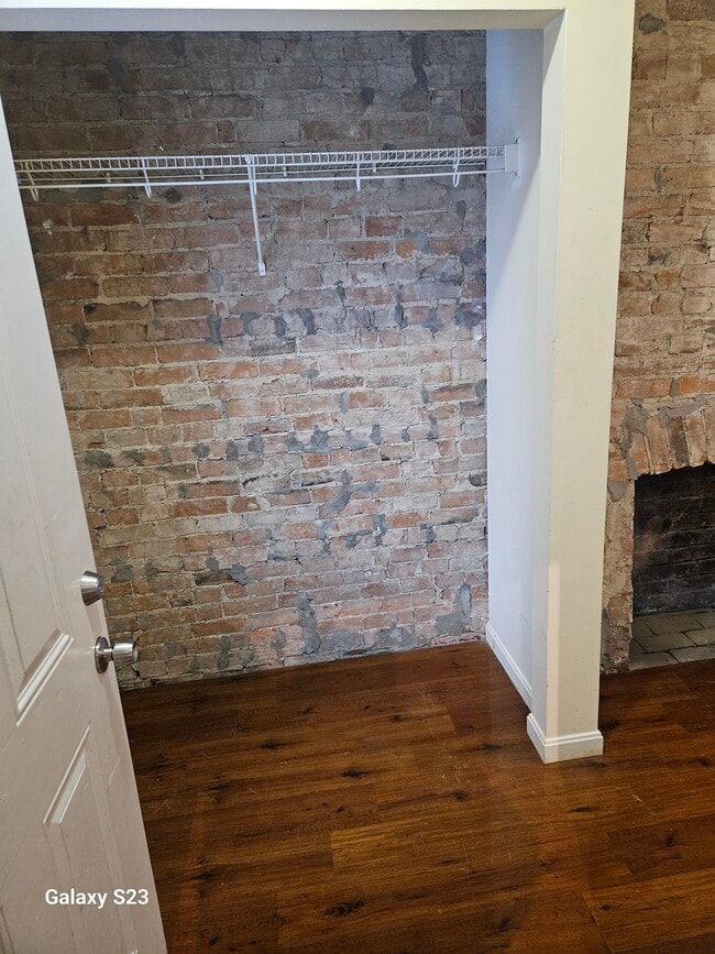 213 Findlay St, Unit 1 in Cincinnati, OH - Building Photo - Building Photo