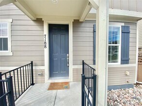 7188 Finsberry Wy in Castle Pines, CO - Building Photo - Building Photo