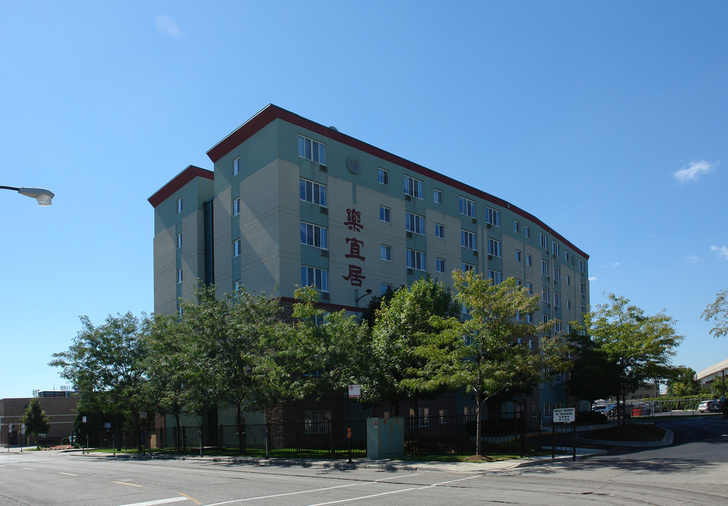 Casl Senior Housing in Chicago, IL - Building Photo