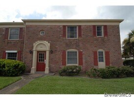931 Palm Springs Blvd in Indian Harbour Beach, FL - Building Photo