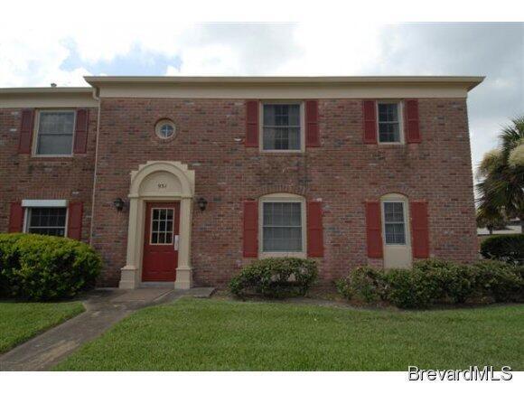 931 Palm Springs Blvd in Indian Harbour Beach, FL - Building Photo